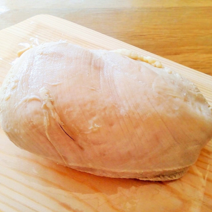 沸かしたお湯に入れるだけ おうちで簡単サラダチキン レシピ 作り方 By 体脂肪率11 夫人 楽天レシピ 沸かしたお湯に入れるだけ おうちで簡単サラダチキン レシピ 作り方 By 体脂肪率11 夫人 楽天レシピ